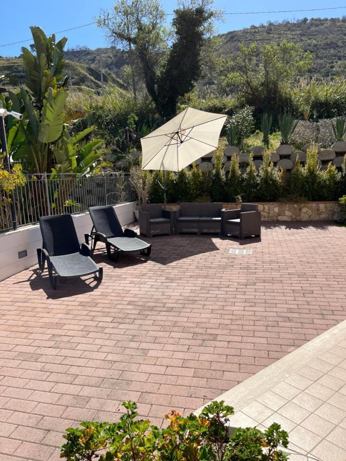 Residenza De Luca Apartment Tropea Eksteriør billede